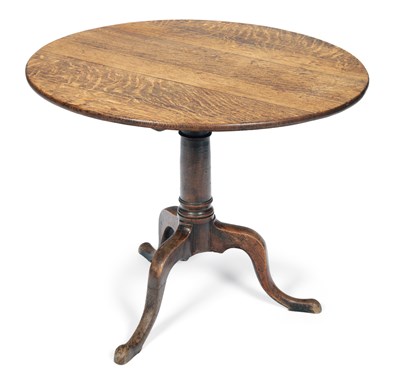 Lot 890 - A GEORGE III OAK TRIPOD TABLE