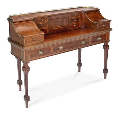 Lot 894 - A MAHOGANY CARLTON HOUSE DESK