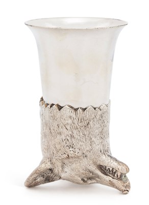 Lot 258 - AN ELIZABETH II SILVER STIRRUP CUP