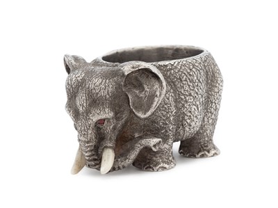 Lot 207 - A RUSSIAN SILVER NOVELTY SALT