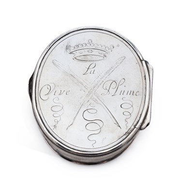 Lot 236 - A SILVER SNUFF BOX
