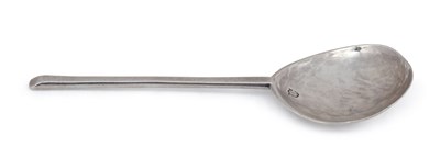 Lot 388 - A CHARLES I SILVER SLIP-TOP SPOON