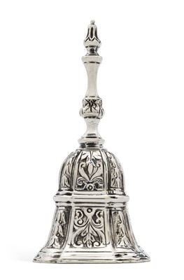 Lot 280 - AN EDWARDIAN SILVER TABLE BELL