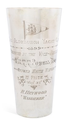 Lot 327 - A LARGE LATE VICTORIAN SILVER PRESENTATION BEAKER / VASE