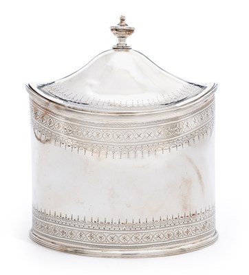 Lot 342 - HESTER BATEMAN: A GEORGE III SILVER TEA CADDY