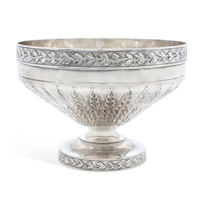 Lot 303 - AN ARTS AND CRAFTS SILVER ROSE BOWL