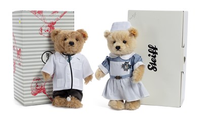 Lot 40 - TWO STEIFF TEDDY BEARS
