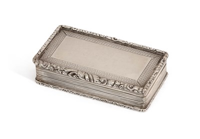 Lot 336 - A WILLIAM IV SILVER SNUFF BOX