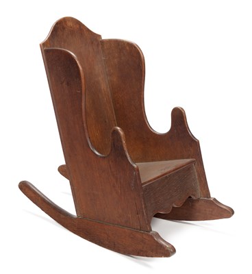Lot 871 - A CHILD'S OAK LAMBING CHAIR