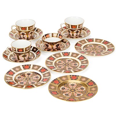 Lot 114 - A GROUP OF ROYAL CROWN DERBY IMARI TEAWARES