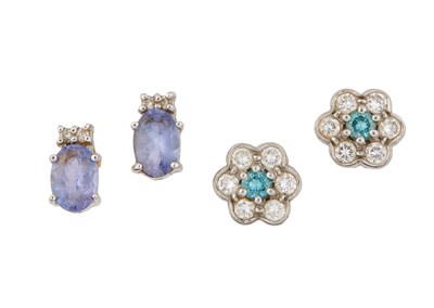 Lot 628 - TWO PAIRS OF GEM-SET STUD EARRINGS