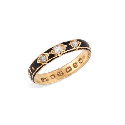 Lot 649 - A VICTORIAN 18 CARAT GOLD DIAMOND AND BLACK ENAMEL MOURNING RING