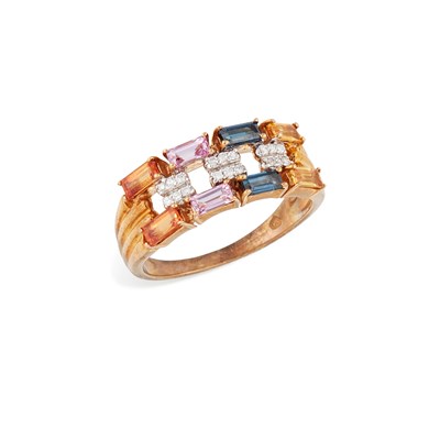 Lot 591 - A 9 CARAT GOLD COLOURED SAPPHIRE AND DIAMOND RING