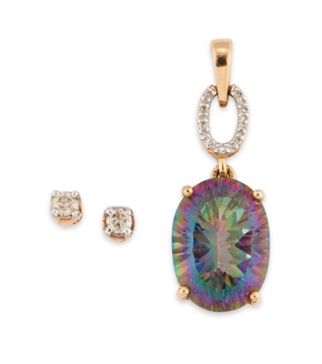 Lot 521 - A PAIR OF 9 CARAT GOLD SOLITAIRE DIAMOND STUD EARRINGS AND A MYSTIC TOPAZ PENDANT