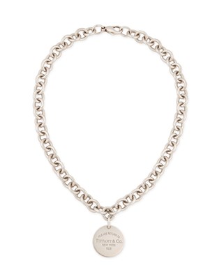 Lot 613 - TIFFANY & CO, A SILVER 'RETURN TO TIFFANY' PENDANT NECKLACE
