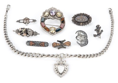Lot 646 - A COLLECTION OF VICTORIAN JEWELLERY