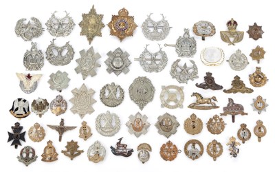 Lot 11 - A COLLECTION OF MILITARY CAP BADGES