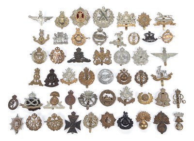 Lot 10 - A COLLECTION OF MILITARY CAP BADGES