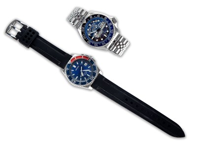 Lot 489 - TWO SEIKO WATCHES