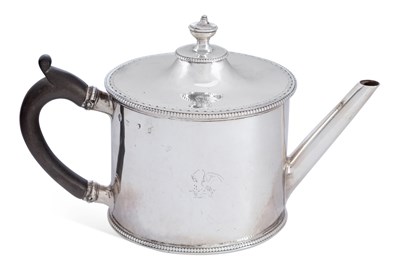 Lot 374 - A GEORGE III SILVER ARGYLE