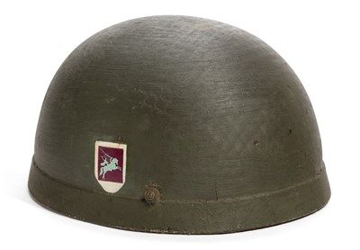Lot 15 - A SECOND WORLD WAR FIBRE RIM AIRBORNE FORCES/ PARATROOPER HELMET