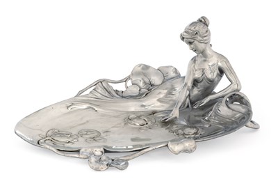 Lot 156 - A WMF ART NOUVEAU PEWTER CARD TRAY