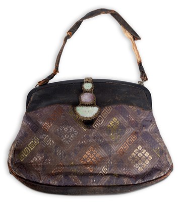 Lot 436 - A JADE MOUNTED BROCADE AND LEATHER HANDBAG
