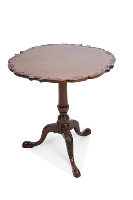 Lot 885 - A GEORGE III MAHOGANY TRIPOD TABLE