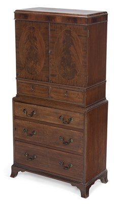 Lot 924 - A GEORGE III STYLE MAHOGANY CABINET ON CHEST