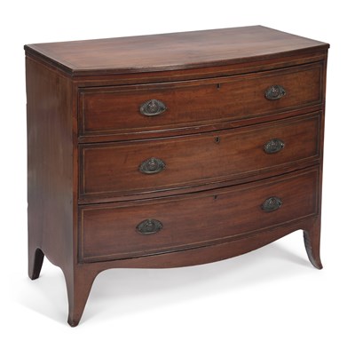 Lot 860 - A GEORGE III MAHOGANY BOW FRONT CHEST OF DRAWERS