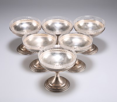 Lot 1204 - A SET OF SIX AMERICAN STERLING SILVER GLASS-LINED ICE CREAM DESSERT DISHES