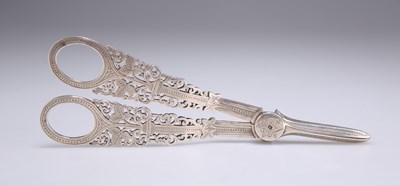 Lot 1101 - A PAIR OF VICTORIAN SILVER GRAPE SCISSORS