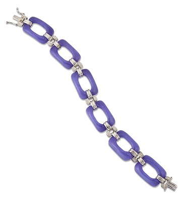 Lot 2205 - A LILAC JADE AND DIAMOND BRACELET