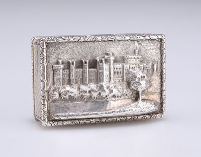 Lot 1457 - A RARE VICTORIAN SILVER CASTLE-TOP VINAIGRETTE