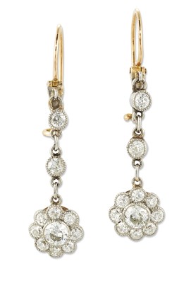 Lot 2043 - A PAIR OF EARLY 20TH CENTURY DIAMOND PENDANT EARRINGS